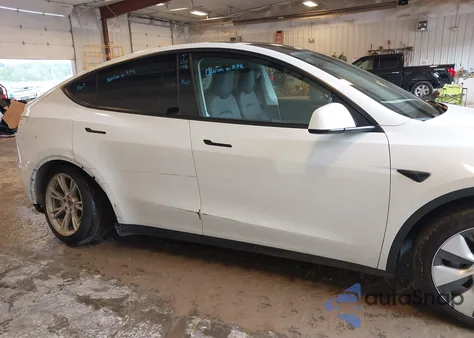 2023 Tesla Model Y Awd/Long Range Dual Motor All-Wheel Drive из США, поврежденный, VIN 7SAYGDEE4PF702234
